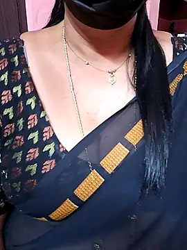 Snapshot of ananya956 chatting on 10-18-25, 04:30 ananya956 online show from 10-18-25, 04:30