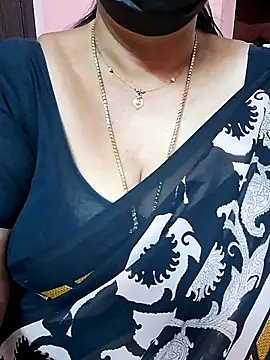 Snapshot of ananya956 chatting on 10-19-25, 11:00 ananya956 online show from 10-19-25, 11:00