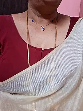 ananya956 online show from 04-29-26, 09:57