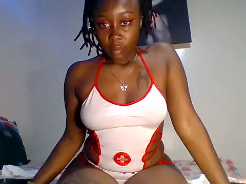 Snapshot of Lyiaspark chatting on 12-02-24, 12:29 Lyiaspark online show from 12-02-24, 12:29