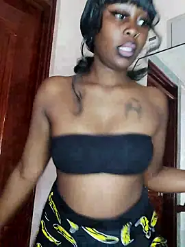 Snapshot of Lyiaspark chatting on 12-20-25, 11:06 Lyiaspark online show from 12-20-25, 11:06