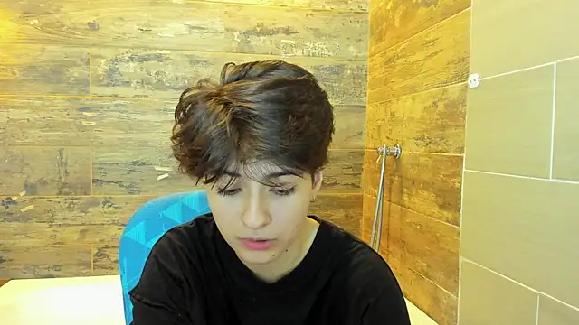 Snapshot of Bryce_Evans chatting on 09-27-25, 02:00 Bryce Evans online show from 09-27-25, 02:00