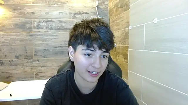 Snapshot of Bryce_Evans chatting on 02-16-26, 03:19 Bryce Evans online show from 02-16-26, 03:19