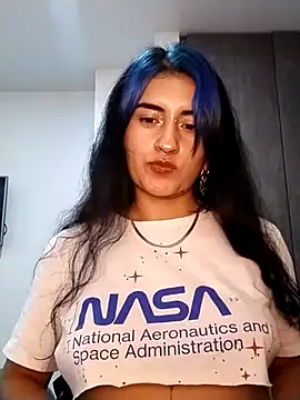 Snapshot of Lilith_Pink chatting on 02-11-25, 02:03 Lilith Pink online show from 02-11-25, 02:03