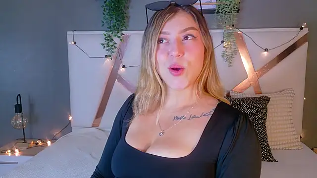 LilithSmith  online show from 01-17-26, 11:37