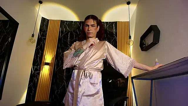 Bella salvatore online show from 04-28-26, 08:36