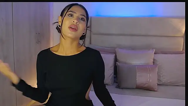 HaileyBaldwin online show from 02-06-25, 03:48