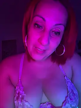 Snapshot of DeeLight124 chatting on 02-04-26, 06:41 DeeLight124 online show from 02-04-26, 06:41