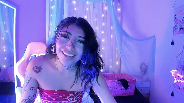 Snapshot of SheryLee chatting on 12-16-24, 08:37 SheryLee online show from 12-16-24, 08:37