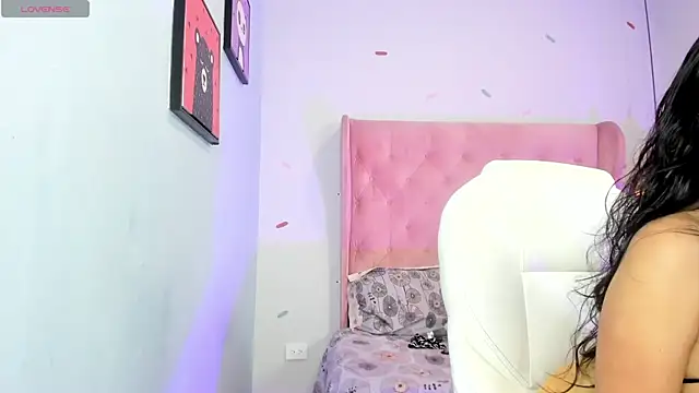 Chloe fischer  online show from 02-17-26, 03:29