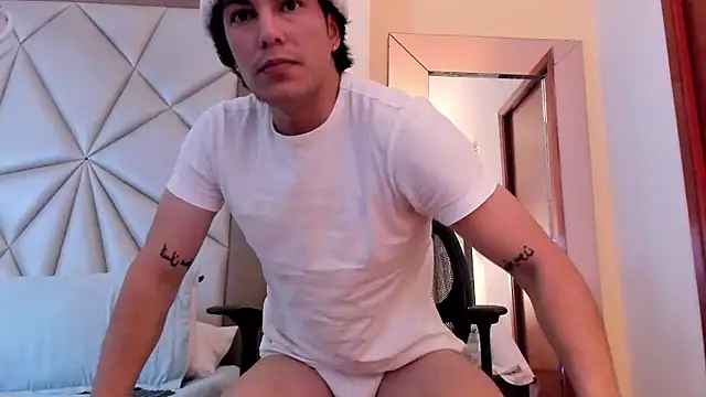 Snapshot of Karimferrer chatting on 12-03-24, 04:14 Karimferrer online show from 12-03-24, 04:14