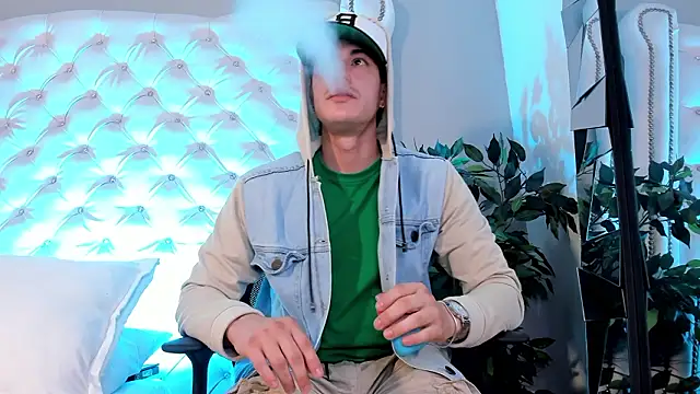 Karimferrer online show from 02-19-26, 03:46