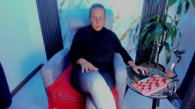 Snapshot of BrendaSex_Hot chatting on 01-31-26, 08:29 BrendaSex Hot online show from 01-31-26, 08:29