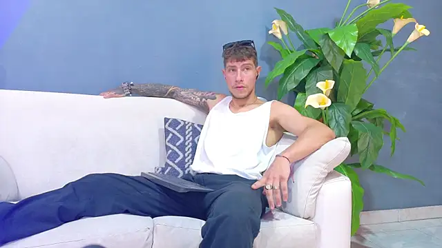 french sexx online show from 09-26-25, 07:18