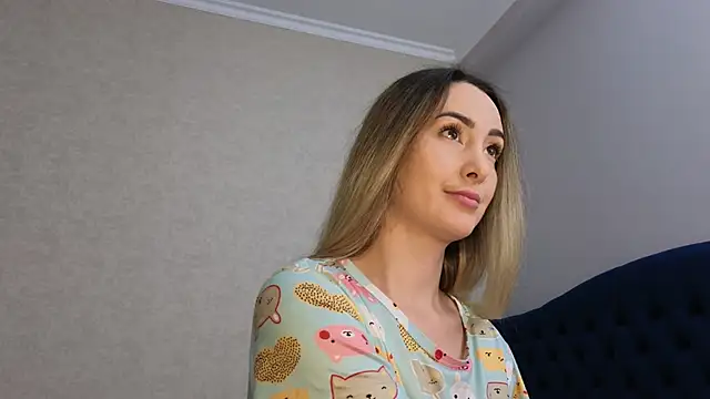 kimmie meow online show from 03-08-25, 07:09