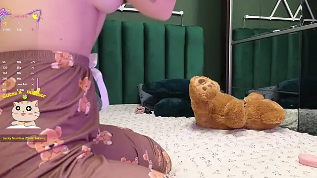 kimmie meow online show from 12-15-25, 07:29