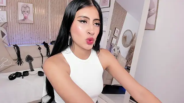 RACHEL EV online show from 04-26-26, 06:22