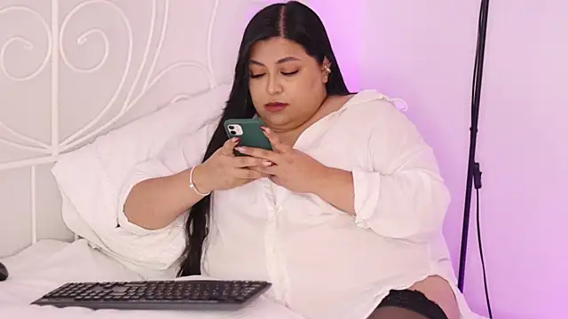 Adia  online show from 01-15-25, 05:40