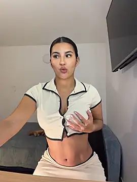 Snapshot of Kimm_khalifa chatting on 06-09-26, 10:43 Kimm khalifa online show from 06-09-26, 10:43