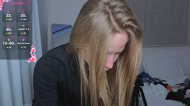 Elis Fox online show from 02-13-26, 07:04