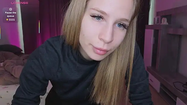 Elis Fox online show from 03-23-26, 12:20