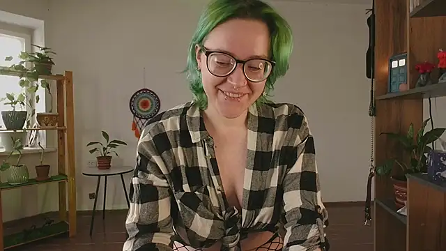 alisahug online show from 01-18-25, 10:17