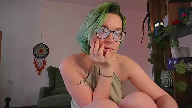 alisahug online show from 02-01-25, 11:21