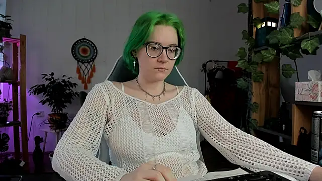 alisahug online show from 02-28-25, 04:21