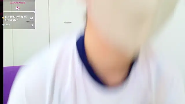 Snapshot of sara-a-jp chatting on 01-12-26, 05:12 sara-a-jp online show from 01-12-26, 05:12