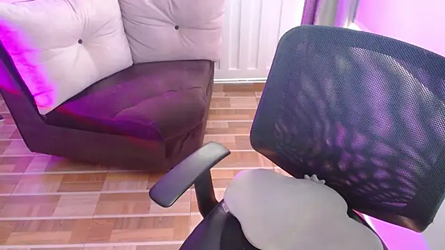 milfrousse online show from 02-17-25, 01:10