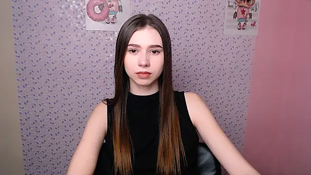 EmiLims  online show from 12-19-24, 01:40
