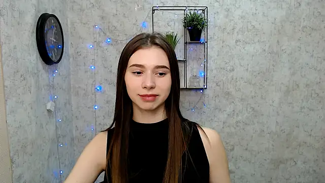 EmiLims  online show from 12-20-24, 02:30