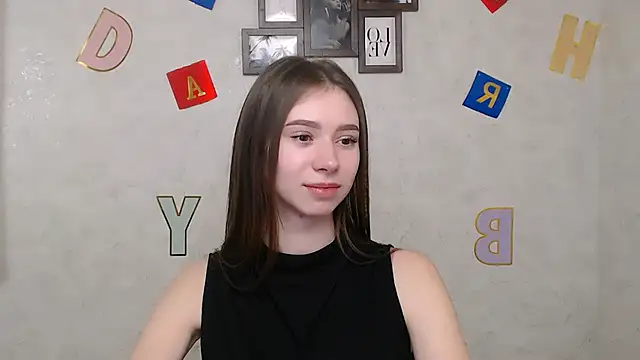 EmiLims  online show from 02-21-25, 10:39