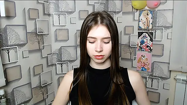 EmiLims  online show from 03-04-25, 03:15
