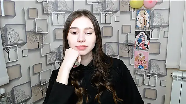 EmiLims  online show from 03-13-25, 05:18