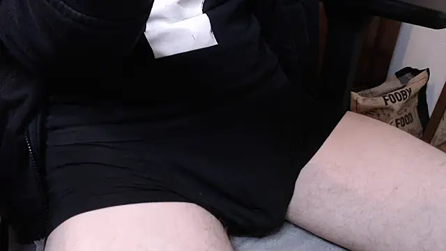 Snapshot of skinnyandthick chatting on 11-01-25, 03:03 skinnyandthick online show from 11-01-25, 03:03