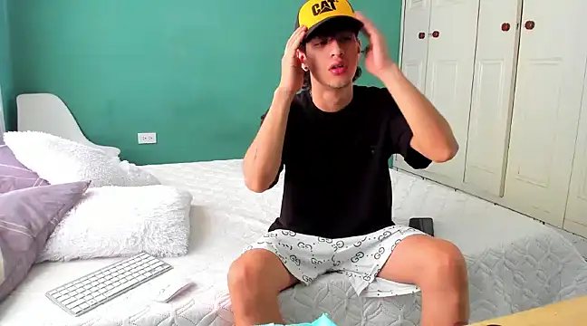 Chandler ken online show from 01-07-25, 04:05