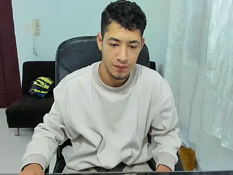 Chandler ken online show from 09-29-25, 04:17