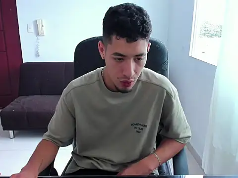 Chandler ken online show from 10-03-25, 04:37