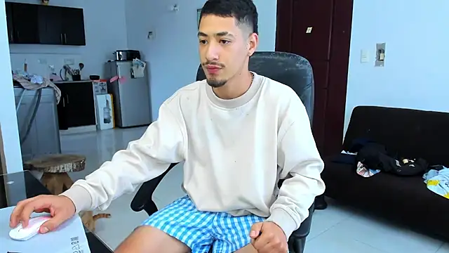 Snapshot of Chandler_ken chatting on 03-26-26, 11:27 Chandler ken online show from 03-26-26, 11:27