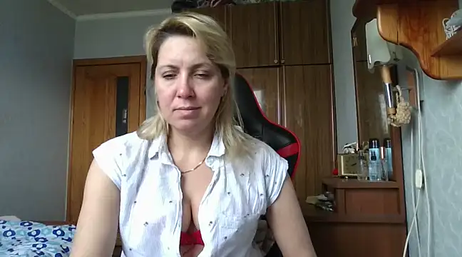 IrinaB1 online show from 03-19-25, 12:12