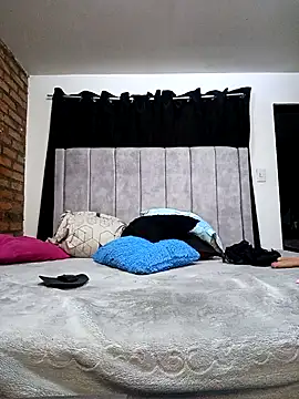 valenthottie online show from 06-12-26, 12:53