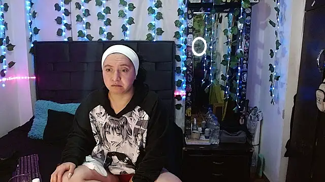 Snapshot of the_lesbian_game chatting on 09-12-25, 02:44 the lesbian game online show from 09-12-25, 02:44