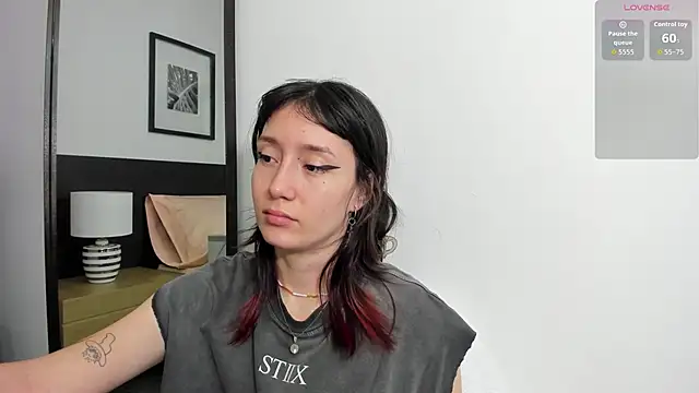 lizzy davis 1 online show from 11-22-25, 04:00