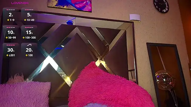 Snapshot of SamanthaaSutra chatting on 02-14-26, 08:49 SamanthaaSutra online show from 02-14-26, 08:49