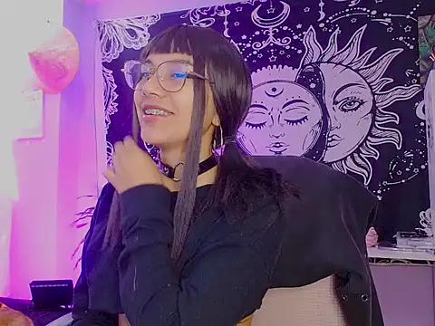 Snapshot of melissahowl chatting on 07-14-26, 04:56 melissahowl online show from 07-14-26, 04:56