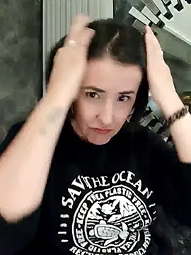 Snapshot of IsisBlake chatting on 03-14-25, 06:50 IsisBlake online show from 03-14-25, 06:50