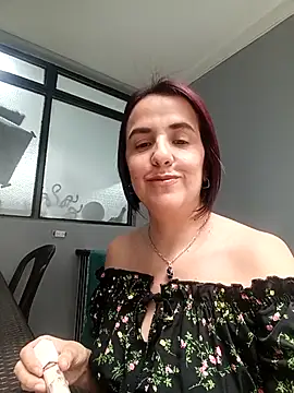 Snapshot of IsisBlake chatting on 12-15-25, 04:00 IsisBlake online show from 12-15-25, 04:00