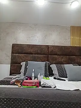 Snapshot of IsisBlake chatting on 02-09-26, 11:03 IsisBlake online show from 02-09-26, 11:03