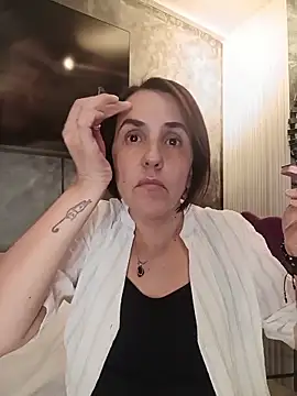 Snapshot of IsisBlake chatting on 03-14-26, 03:23 IsisBlake online show from 03-14-26, 03:23